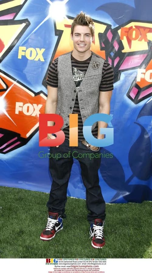 Josh Henderson at 2007 Teen Choice Awards