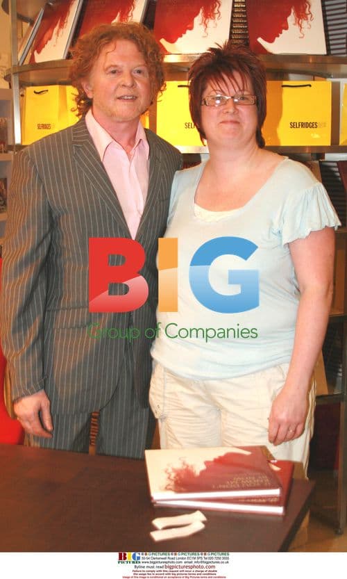 Mick Hucknall at book signing