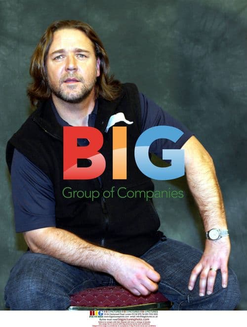 Russell Crowe Promotes '3:10 to Yuma' in Rome