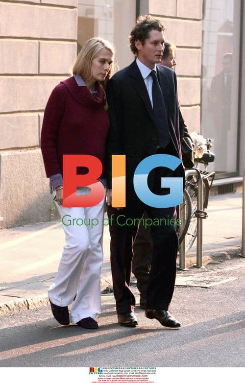 Jaki Elkann and Lavinia Borromeo Shopping in Milan