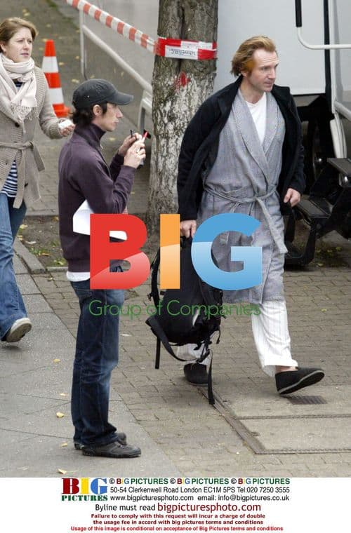 Ralph Fiennes on set of 'The Reader'