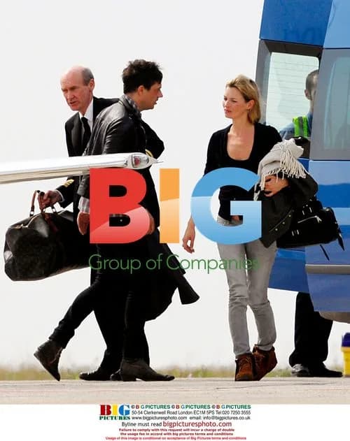 Kate Moss and Jamie Hince at Ibiza Airport
