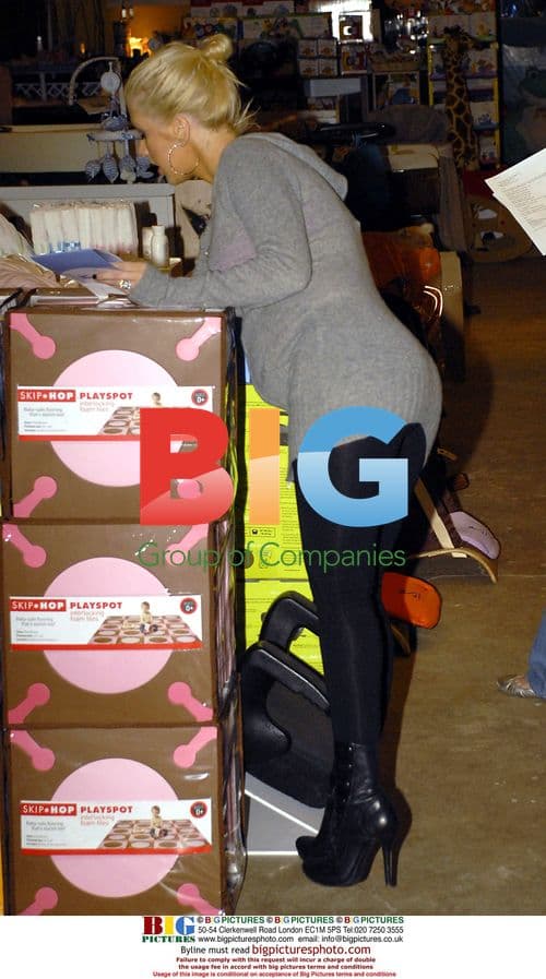 Christina Aguilera and Jordan Batman Shop