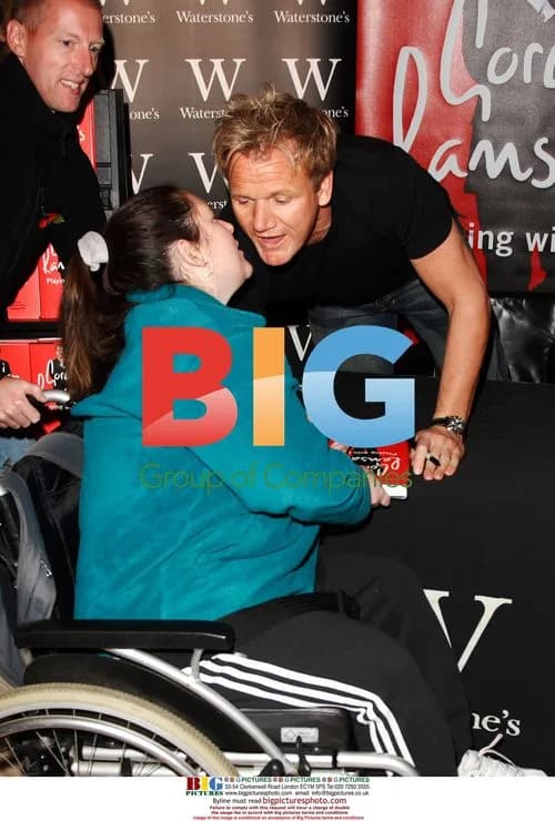 Gordon Ramsay Signs New Book