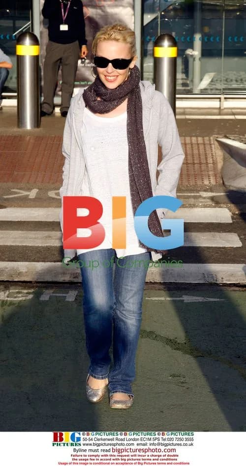 Kylie Minogue at Airport, London 2007