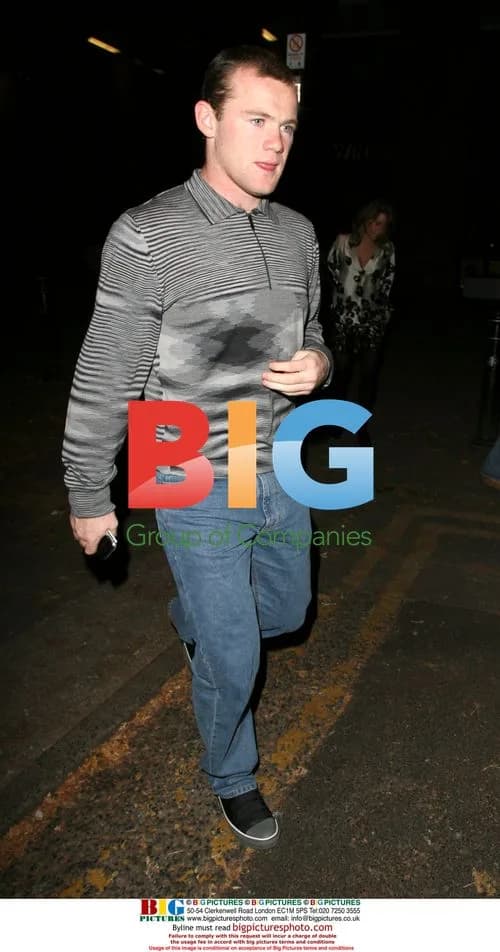 Wayne Rooney and Family Leaving Restaurant