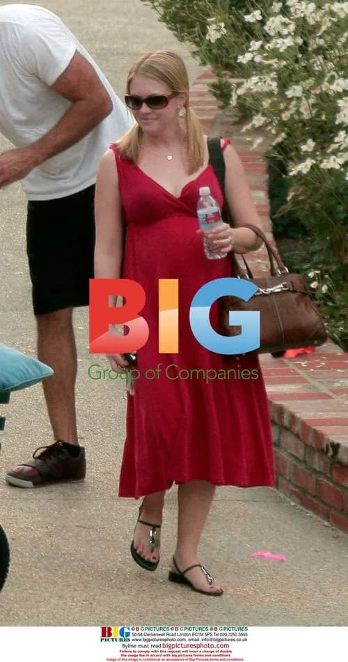 Melissa Joan Hart and Family Outing