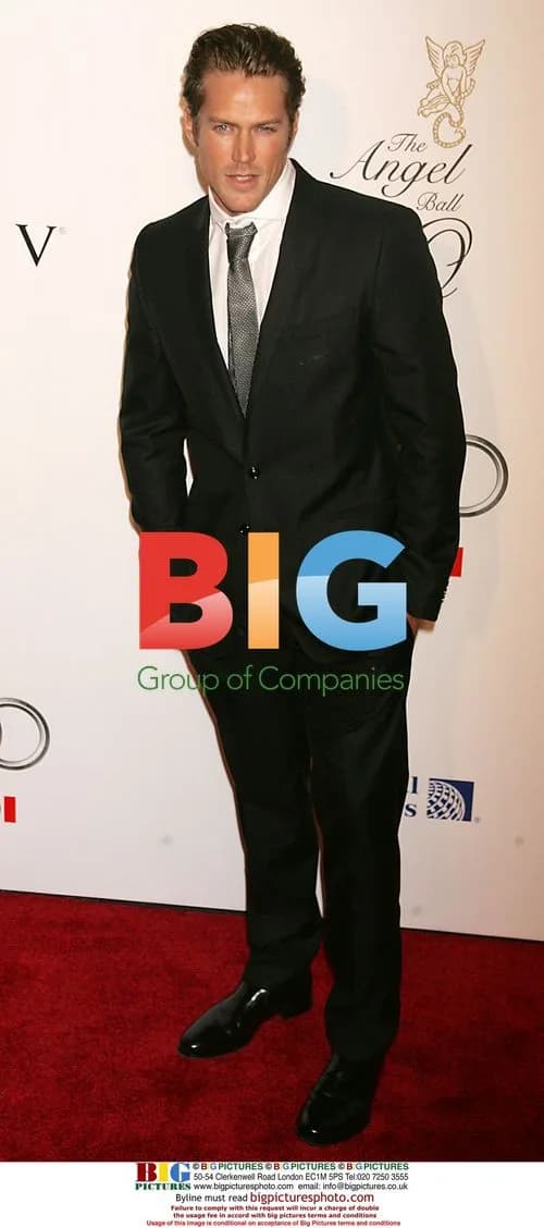 Jason Lewis at 2007 Angel Ball