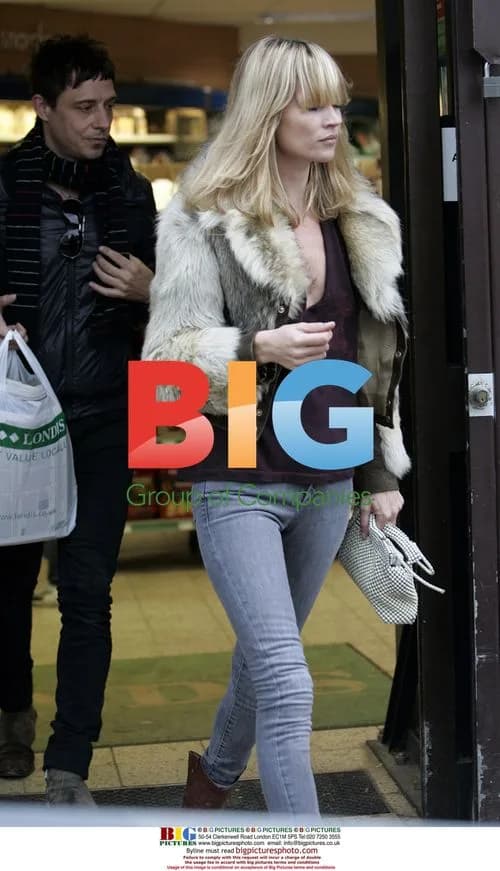Kate Moss and Jamie Hince Shopping