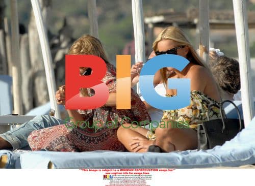 Kate Moss and Friends Chill in France