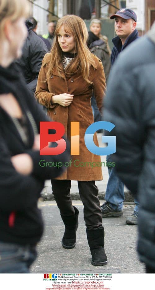 Sienna Miller filming 'Hippie Hippie Shake'