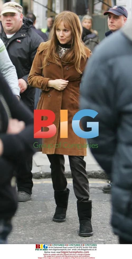 Sienna Miller Filming 'Hippie Hippie Shake'