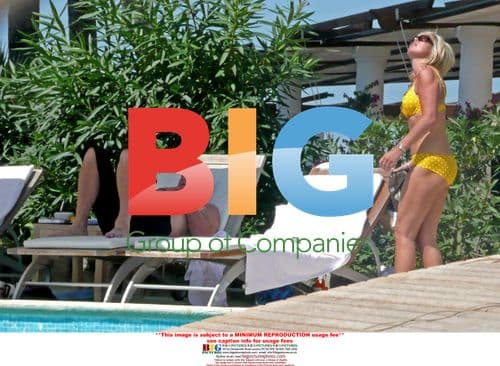 Chris Tarrant with girlfriend in Italy