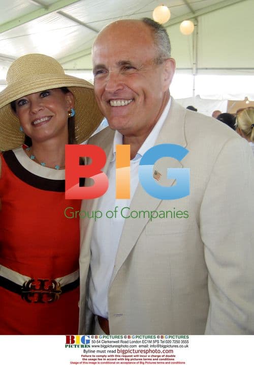 Giuliani and Wife at Classic Horse Show