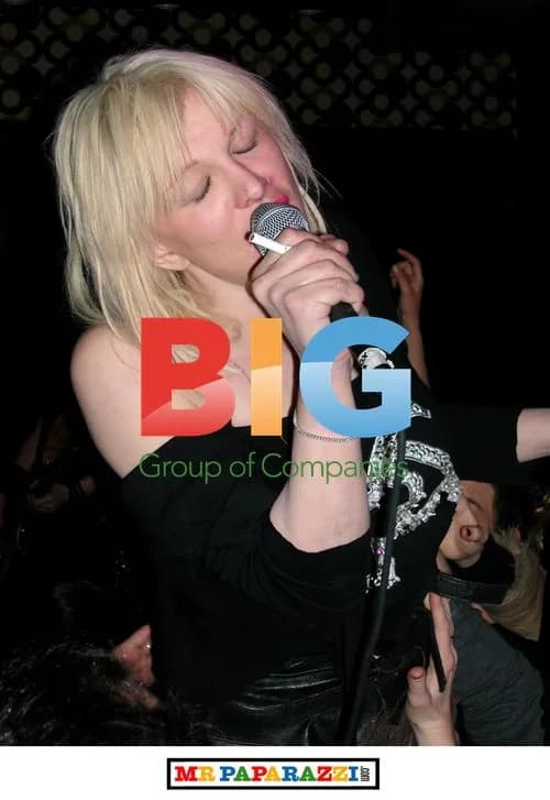 Courtney Love Performs on Stage