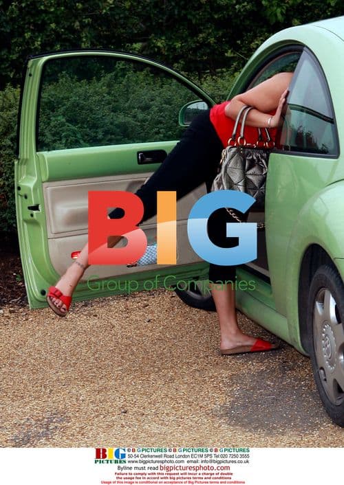 Jade Goody Trains to Be Permanent Makeup Artist