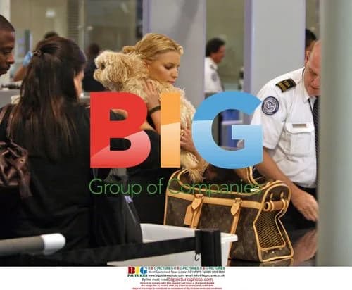 Jessica Simpson Travels to NYFW