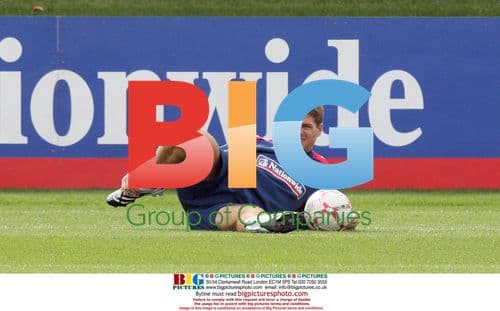 Steven Gerrard with England team training