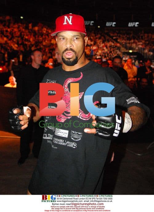 Houston Alexander Celebrates UFC 75 Win