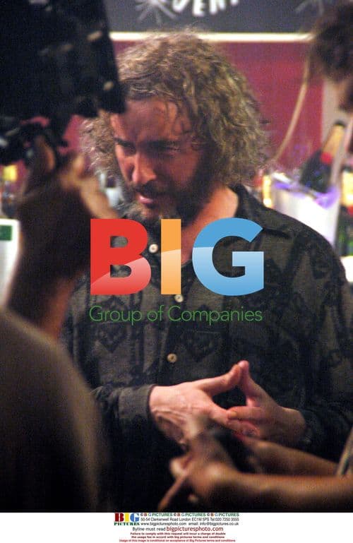 Steve Coogan Filming 'Saxondale' Nightclub Scene