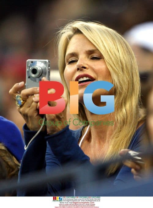 Brinkley Photographing Federer vs Djokovic at US Open
