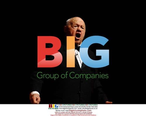 Mickey Rooney Arrives at Hotel With Wife