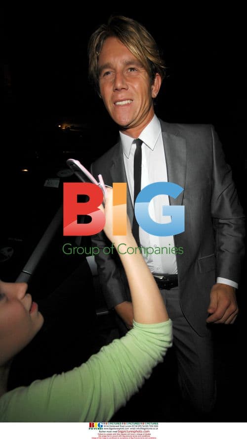 Ziggy at Deveaux Burlesque Party