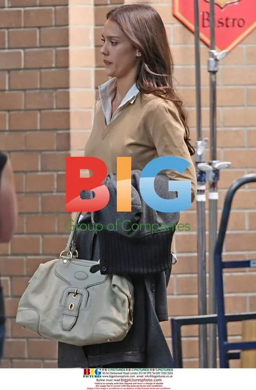 Jessica Alba re-shoots The Eye