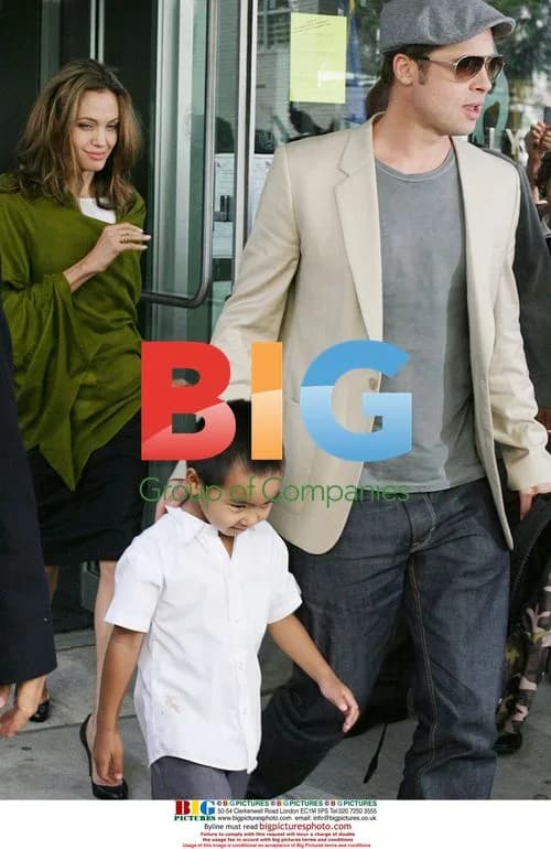 Jolie-Pitt Family Outing in NYC