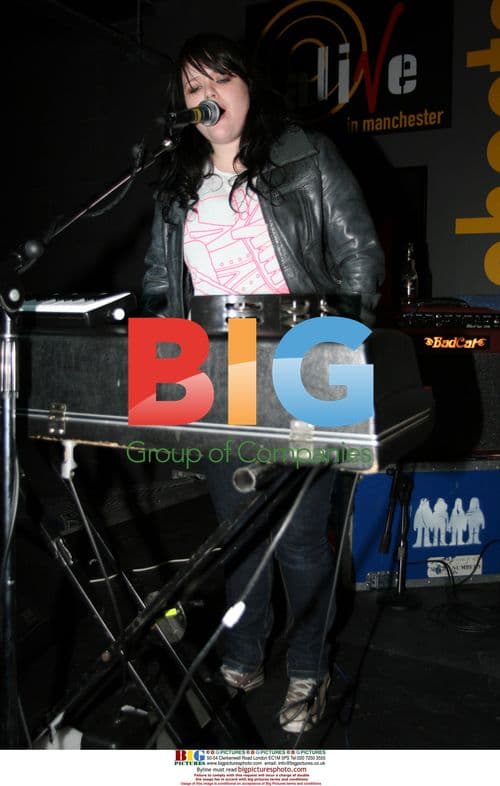 The Magic Numbers Perform and Sign EP