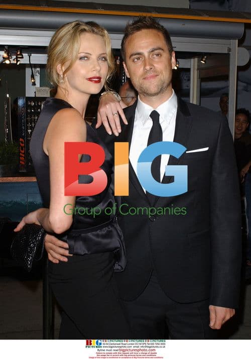 Charlize Theron and Stuart Townsend at "In the Valley of Elah" Premiere