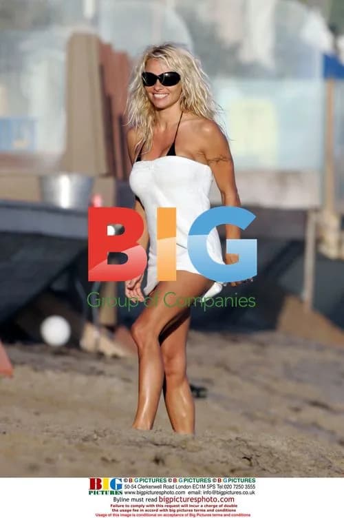 Pamela Anderson and Rick Solomon on Malibu Beach