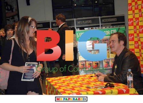 Quentin Tarantino Signing DVDs