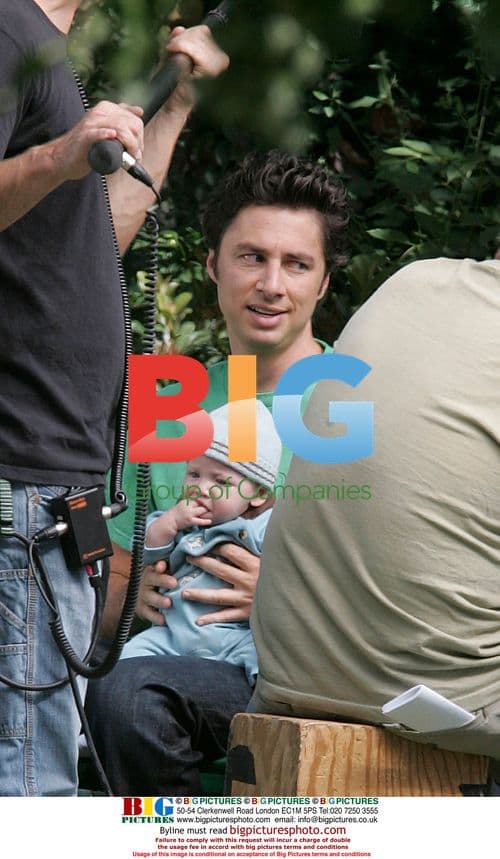 Zach Braff and Donald Faison on set