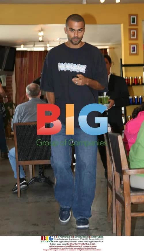 Tony Parker Stops for Coffee in Hollywood