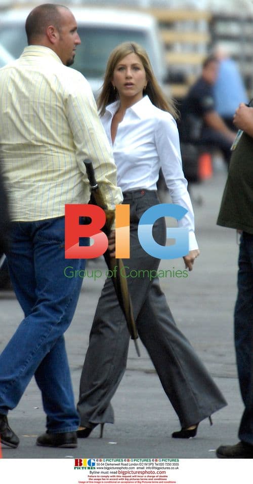 Jennifer Aniston on the set of "He's Just Not That Into You"