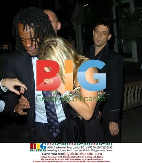 Kate Moss and Jamie Hince leaving pub