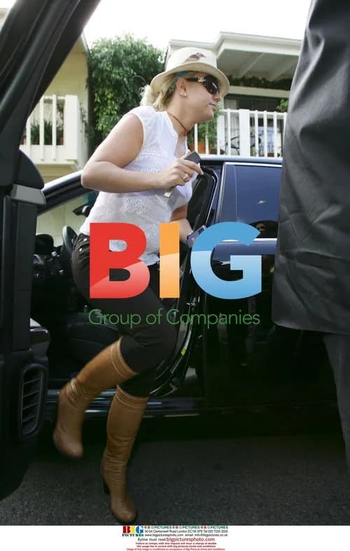 Britney Spears Visits Lawyer