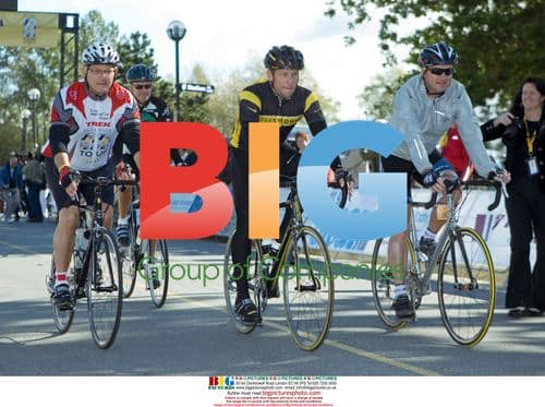 Gordon Campbell and Lance Armstrong at Tour de Courage