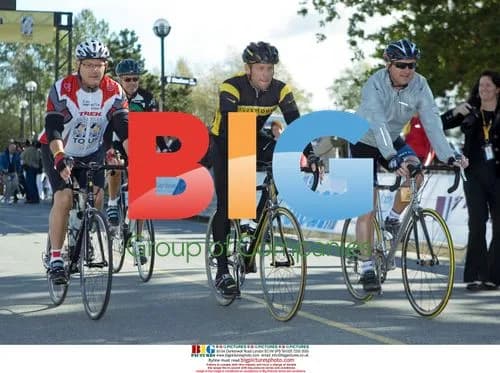 Gordon Campbell and Lance Armstrong at Tour de Courage