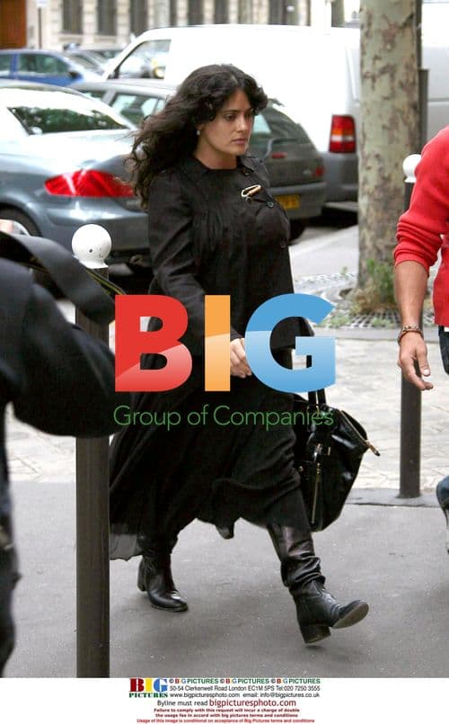 Salma Hayek with fiance in Paris