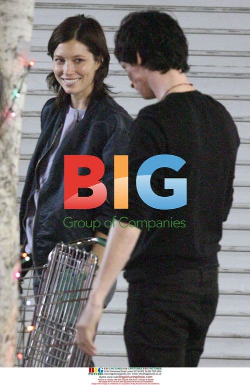 Jessica Biel shooting film scenes with Edward Redmayne