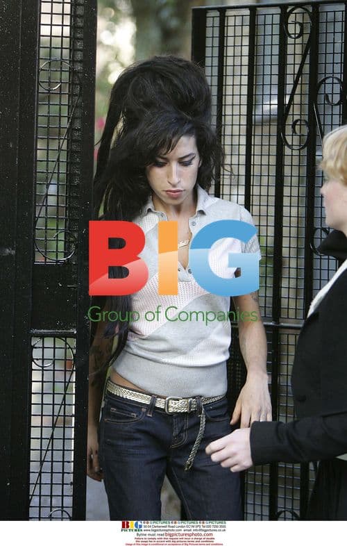 Amy Winehouse Out with Friend in London