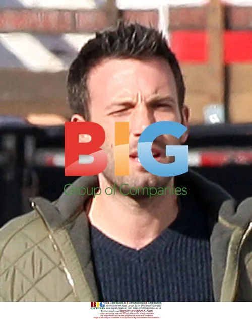 Ben Affleck Arrives on Set for 'He's Not That Into You'