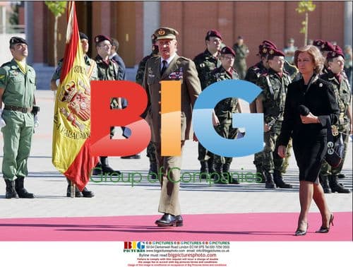 King Juan Carlos and Queen Sofia at funeral