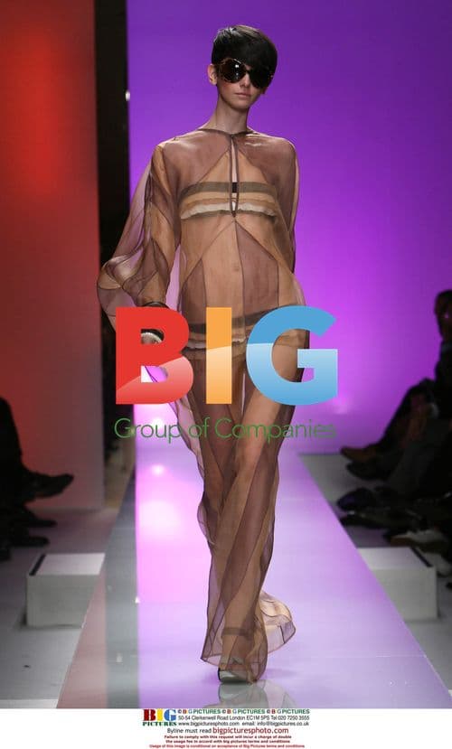 Model presents Ferragamo 2008 collection