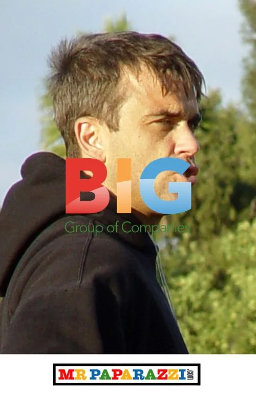 Robbie Williams with Mystery Woman