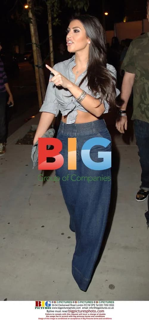 Socialite Kim Kardashian on LA Streets