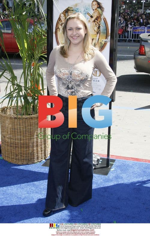 Skye McCole Bartusiak at Nim's Island Premiere