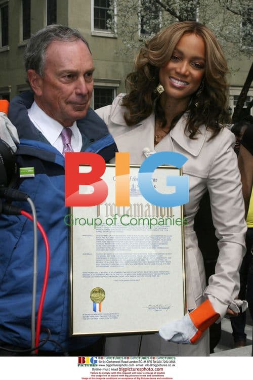 Michael Bloomberg and 'ANTM' stars plant tree